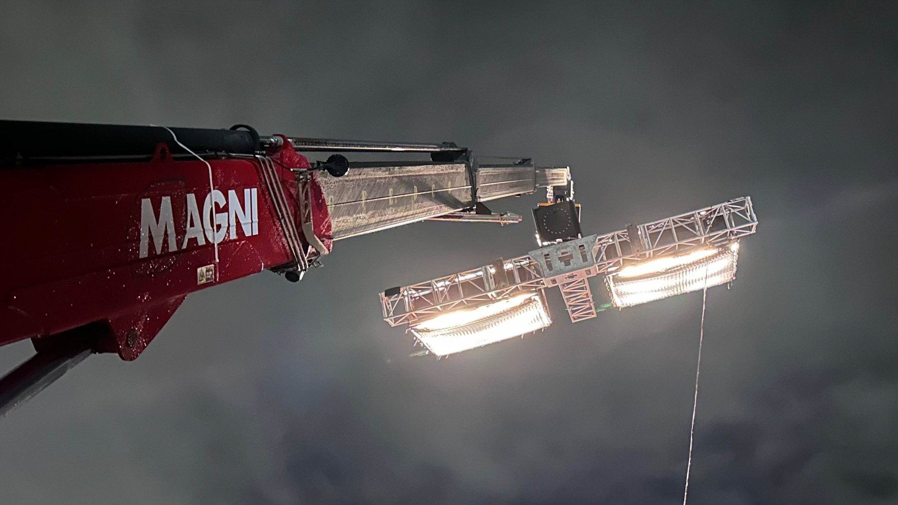 Magni Telehandler with AlphaTruss